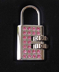 brollopsbubblor.se - Väskhängare & Bling - Kodlås med rosa strass