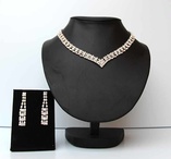 Set Set halsband & örhängen